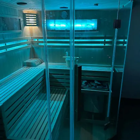 Double Olive In - Croatian Adriatic, Kvarner Bay アパート ノヴィ・ヴィノドロスキー