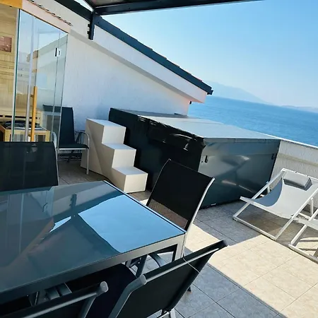 Double Olive In - Croatian Adriatic, Kvarner Bay アパート